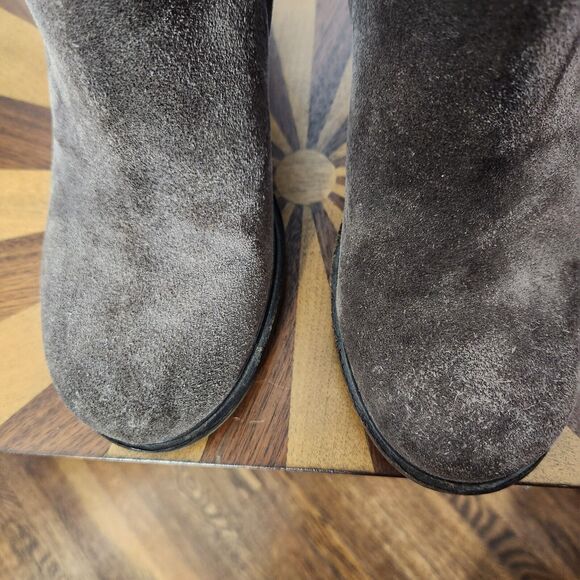 Sam Edelman Size 9.5 M Gray Suede Boots Franklin Distressed Heeled Ankle Bootie - Picture 5 of 16